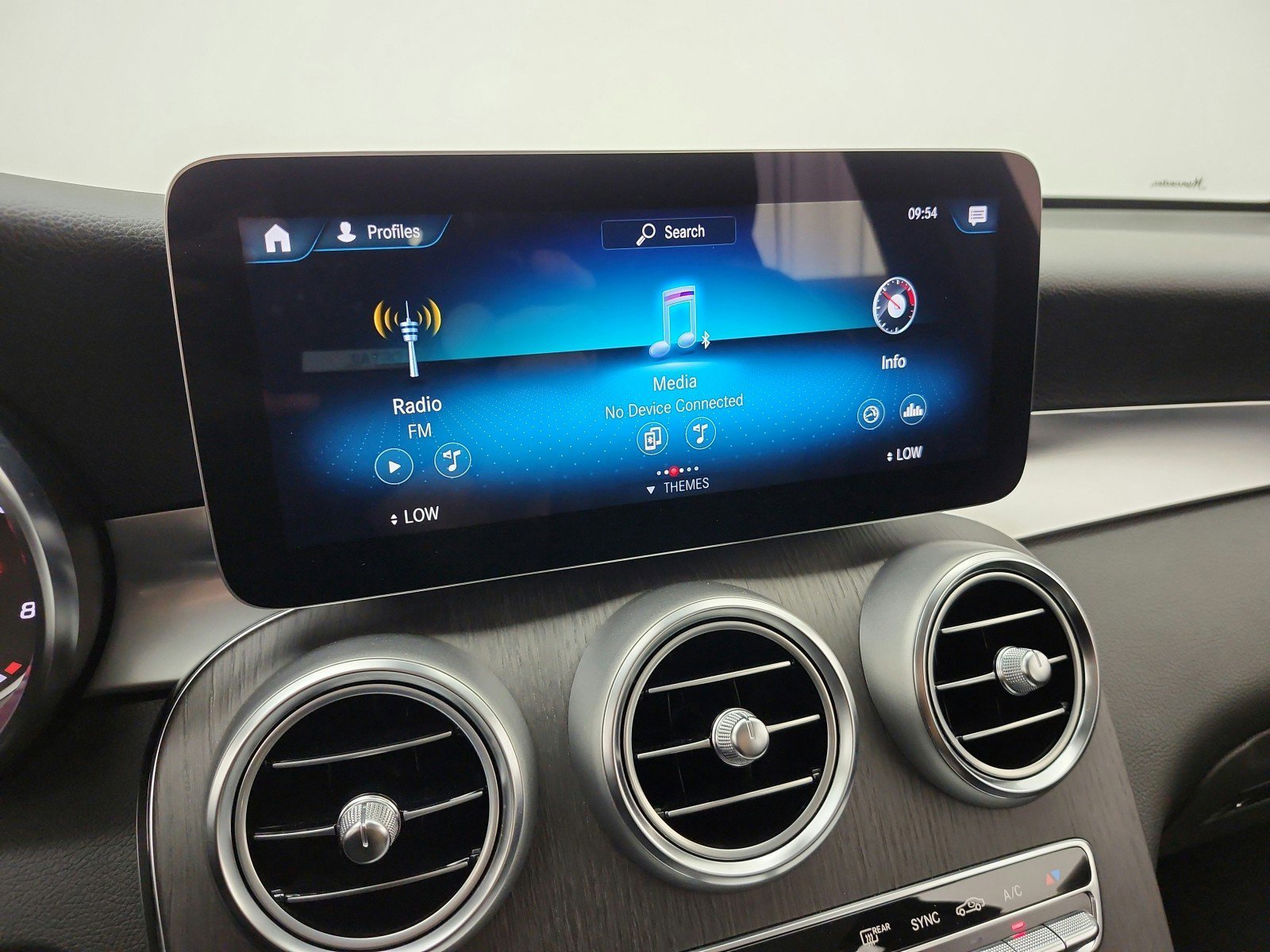 Certified 2022 Mercedes-Benz GLC 300 image 10