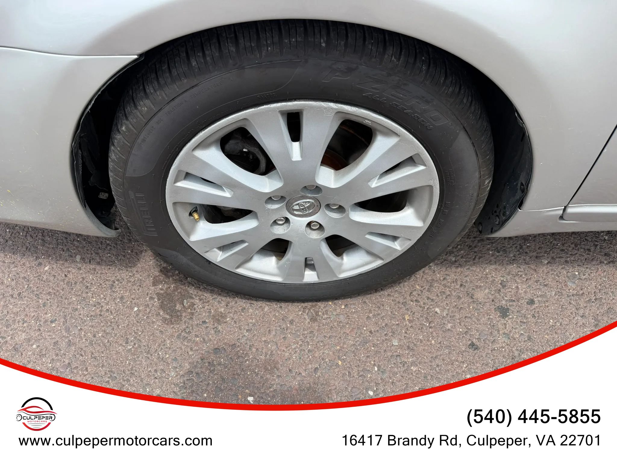Used 2010 Toyota Avalon XLS FWD image 28