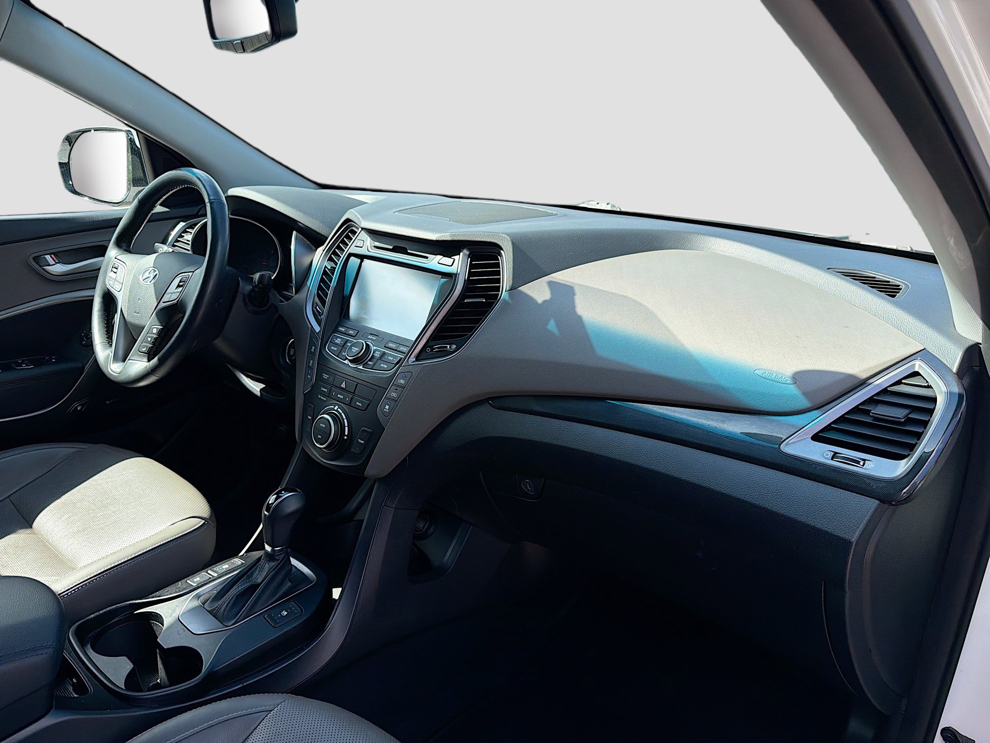 Used 2016 Hyundai Santa Fe Limited w/ Option Group 04 image 14