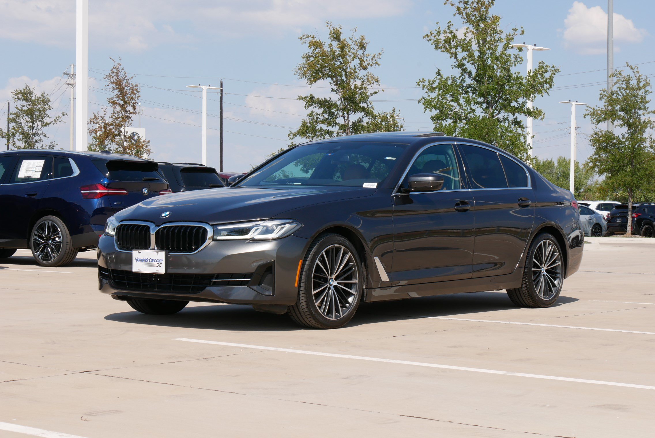 Used 2022 BMW 530i w/ Premium Package RWD image 5