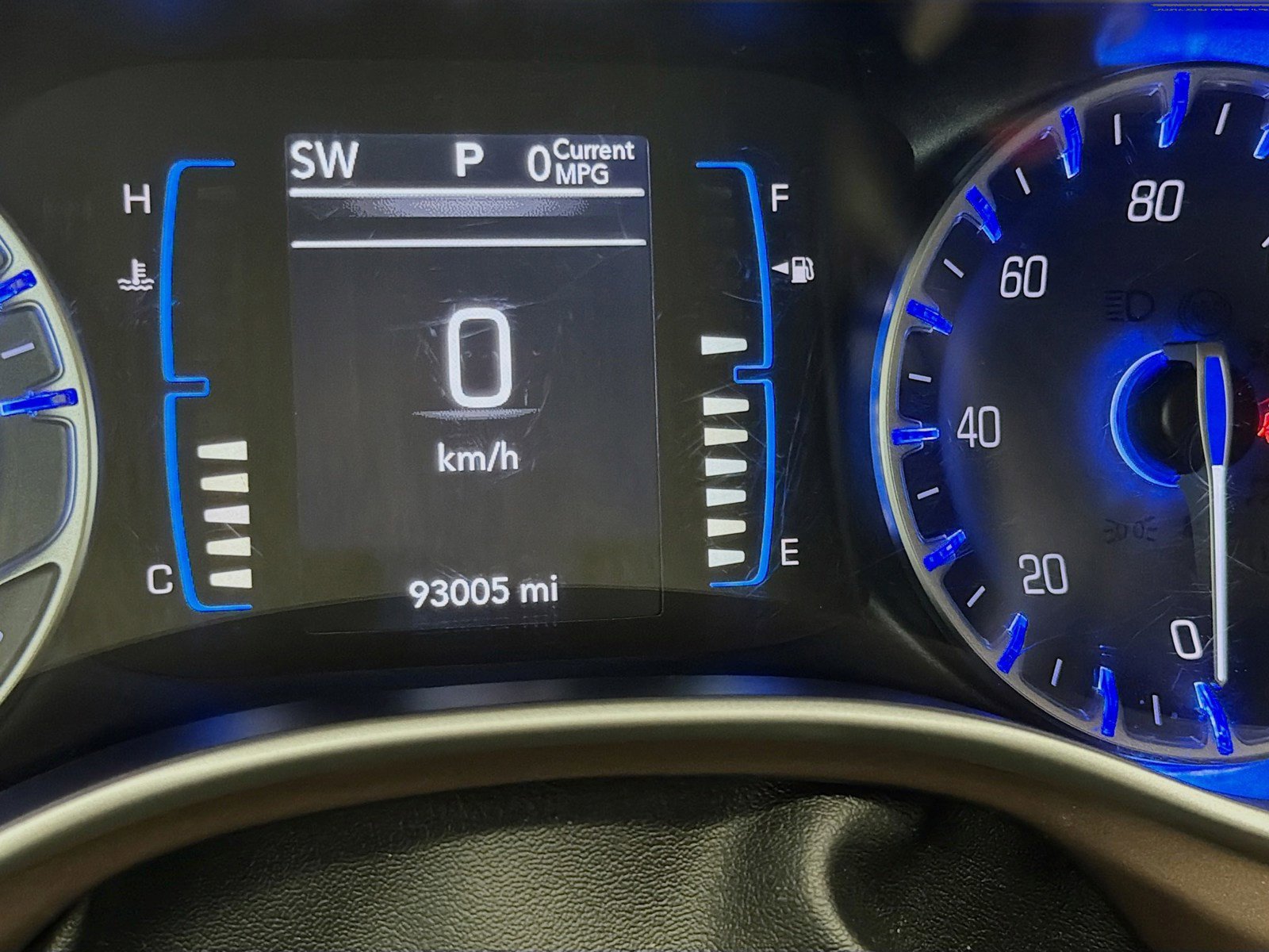 Used 2017 Chrysler Pacifica Touring-L FWD image 8