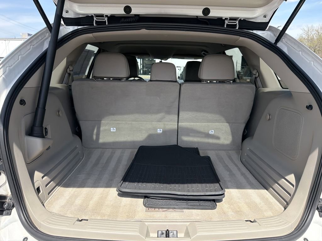 Used 2013 Lincoln MKX AWD image 28