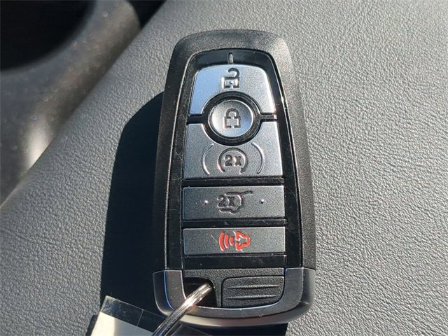 Used 2025 Ford Explorer ST-Line image 28