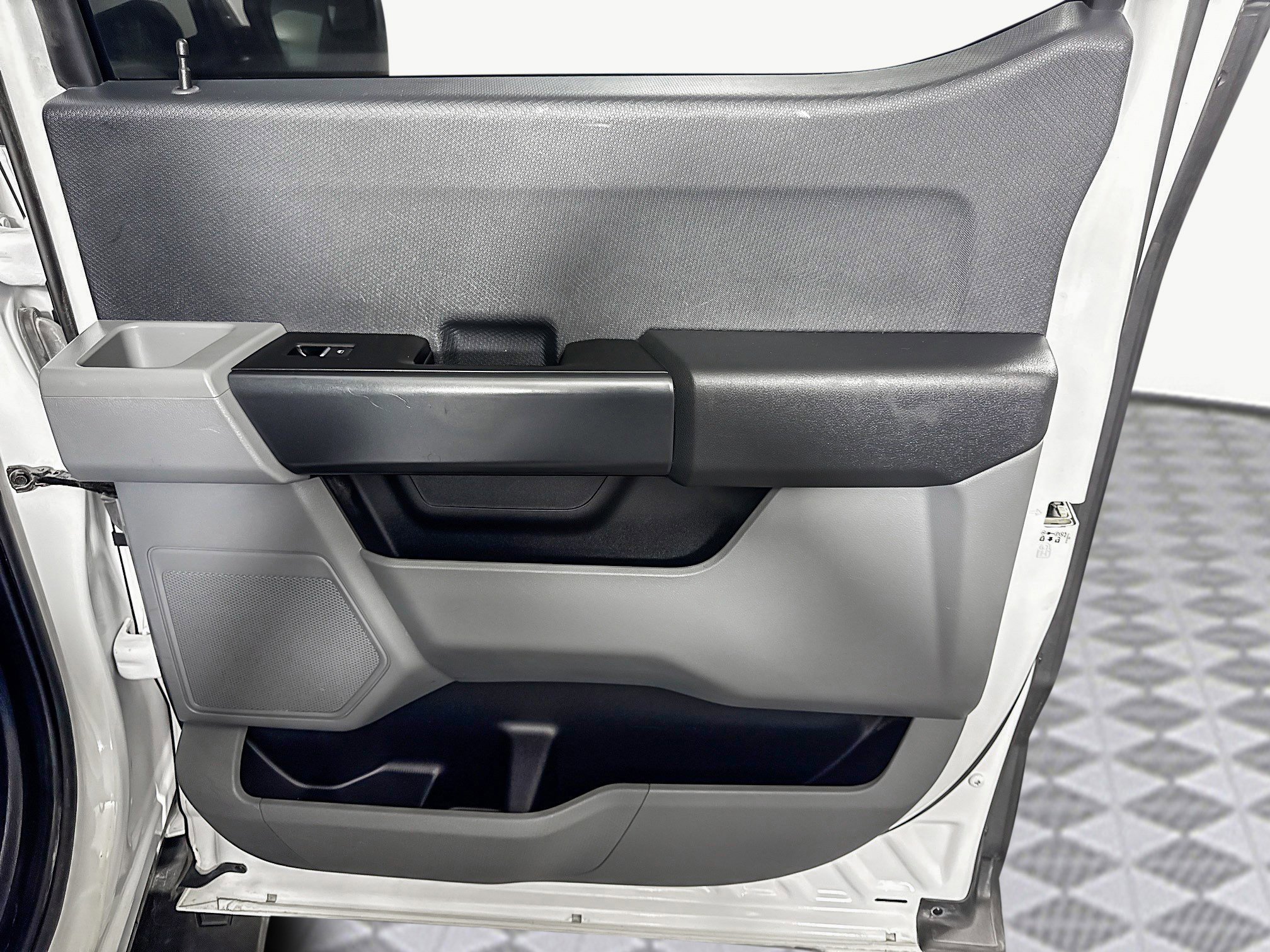 Used 2022 Ford F150 XL w/ Trailer Tow Package image 27