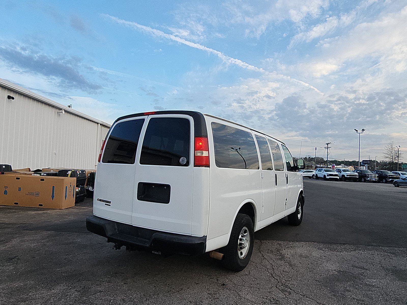 Used 2014 Chevrolet Express 2500 LS image 5