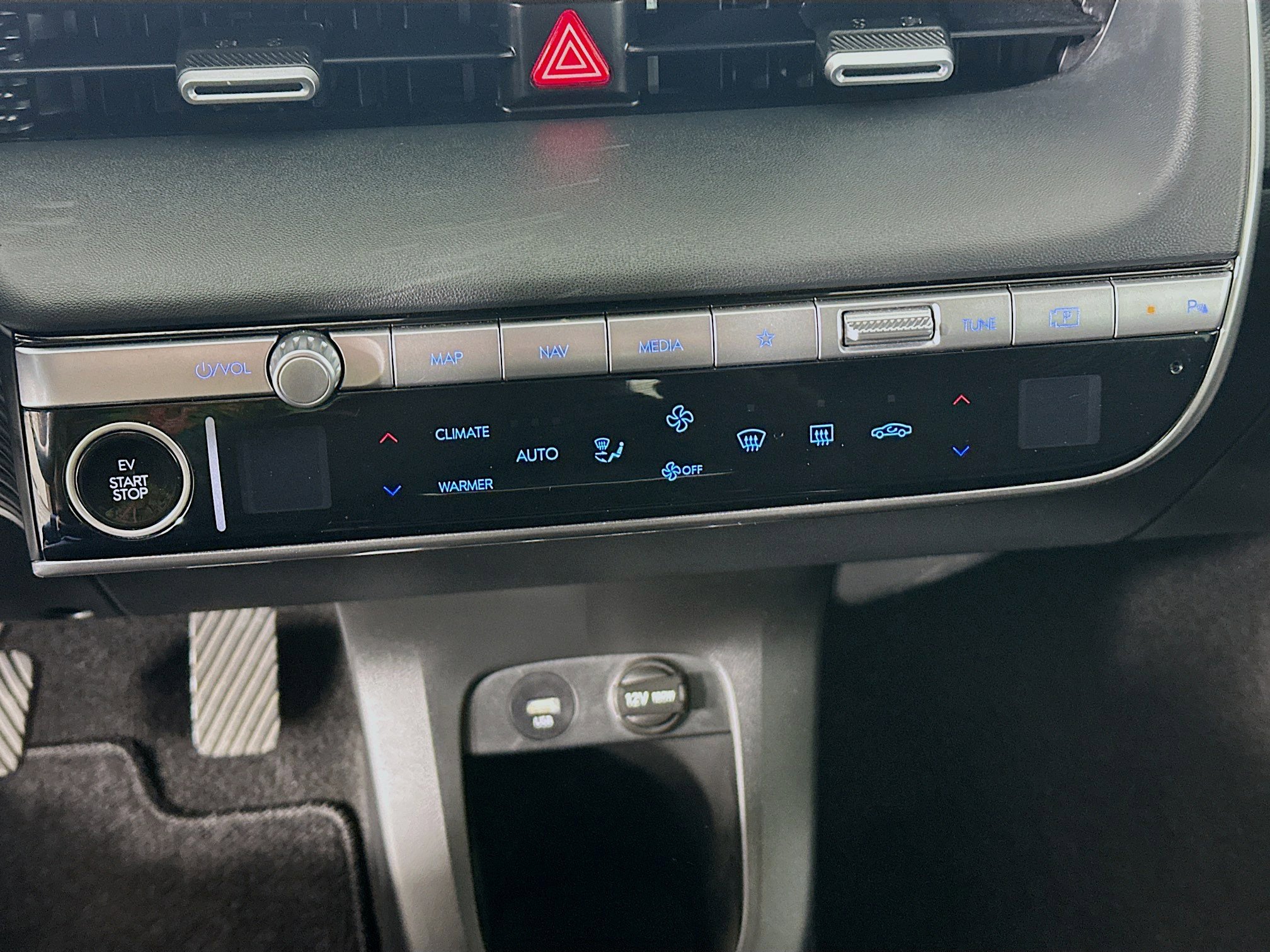 Used 2024 Hyundai Ioniq 5 SEL image 24