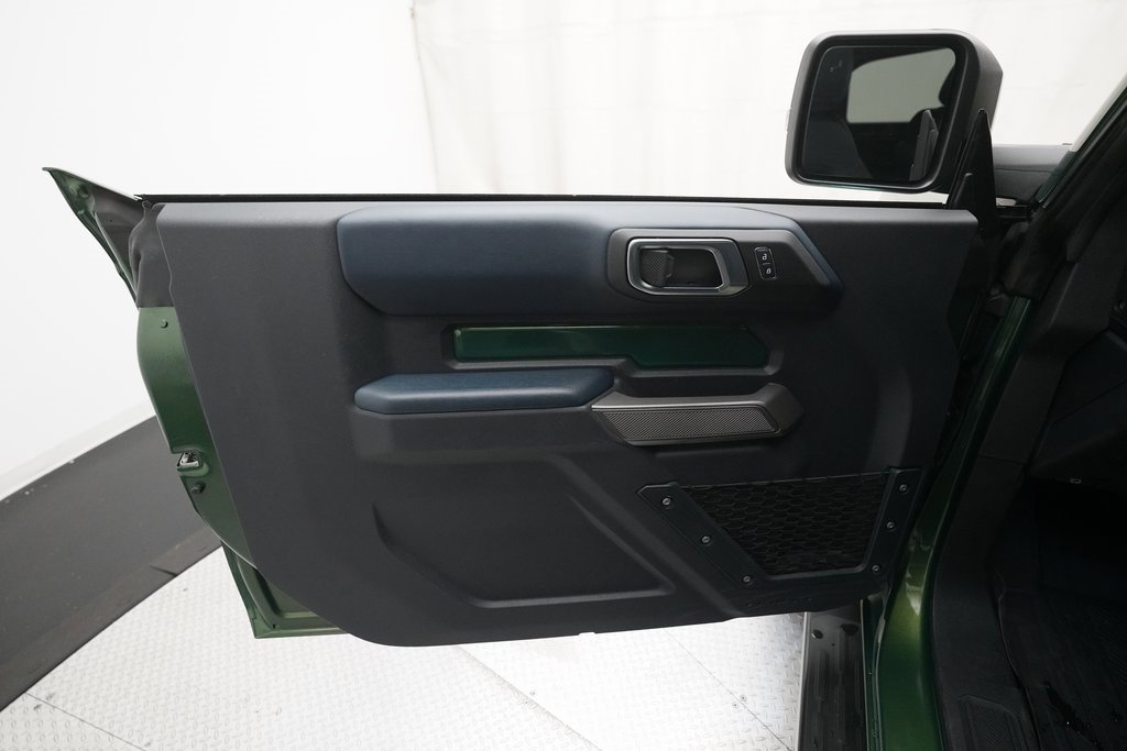 Used 2023 Ford Bronco Outer Banks w/ Sasquatch Package image 27