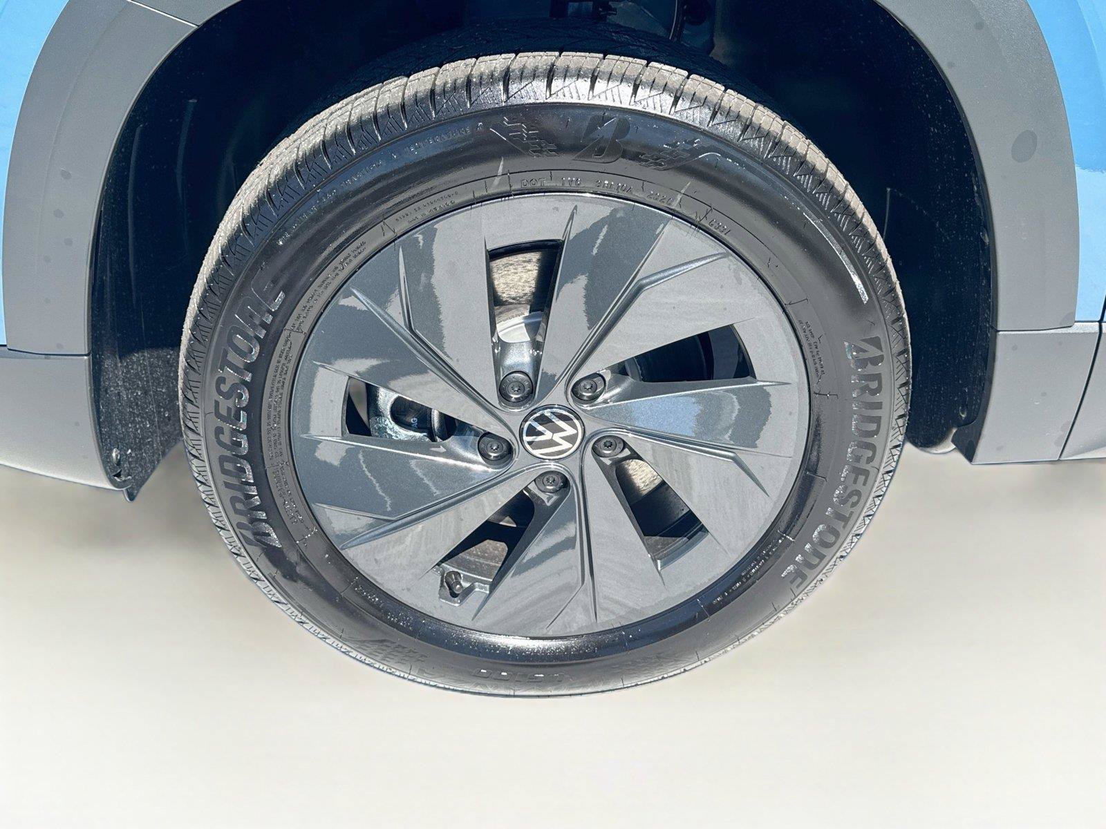 New 2027 Volkswagen Taos S FWD image 27