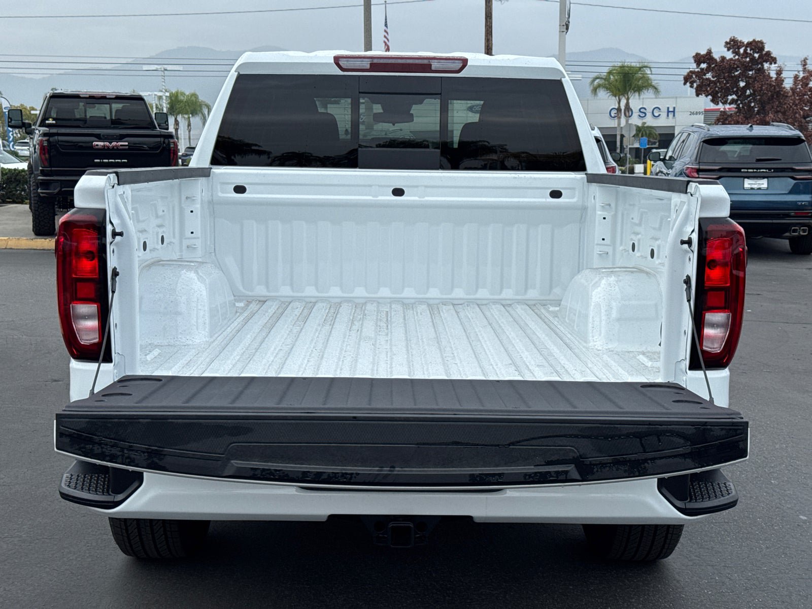 Used 2026 GMC Sierra 1500 Elevation w/ Preferred Package AWD/4WD image 9