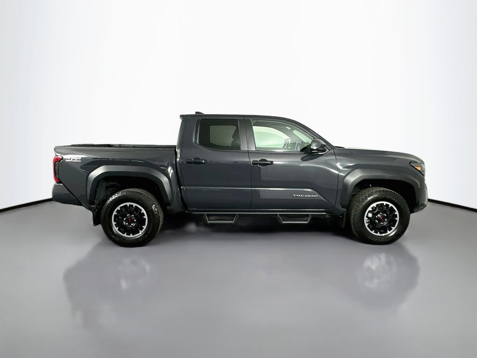 Certified 2024 Toyota Tacoma TRD Off-Road w/ TRD Off Road Upgrade Package AWD/4WD image 8