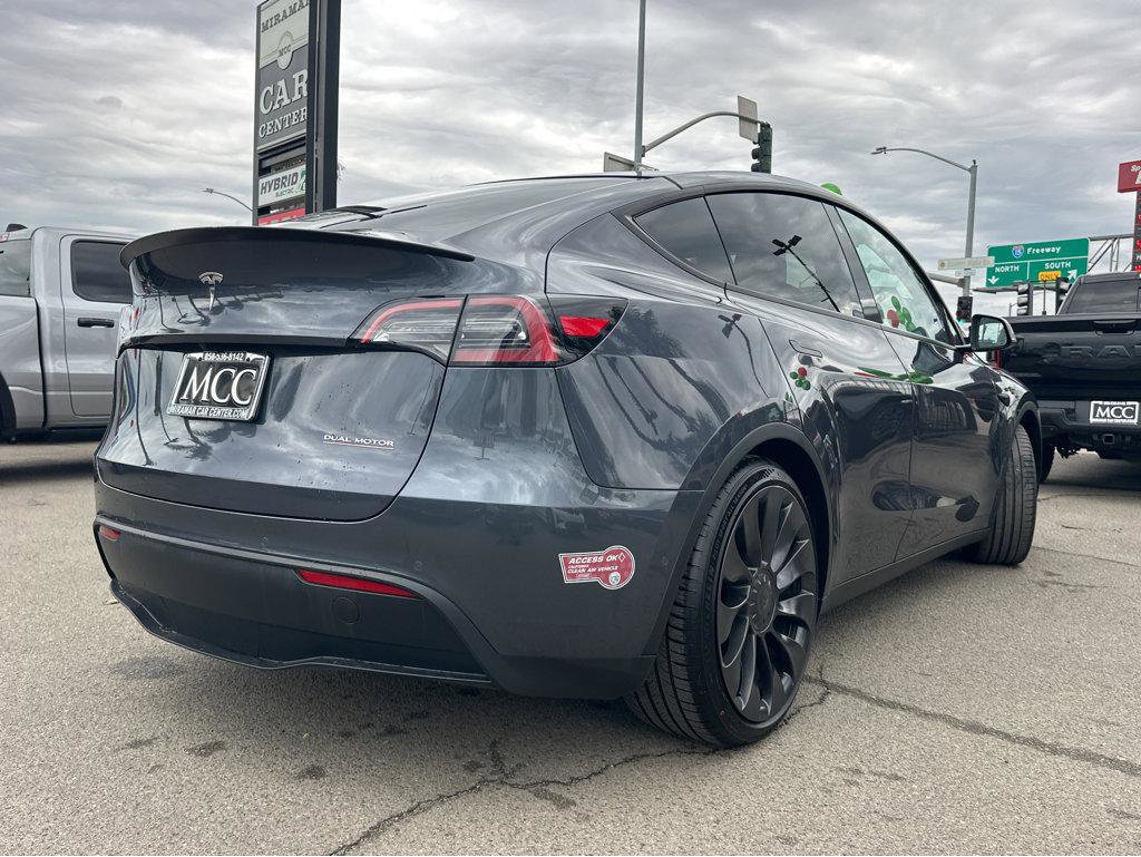 Used 2022 Tesla Model Y Performance image 13