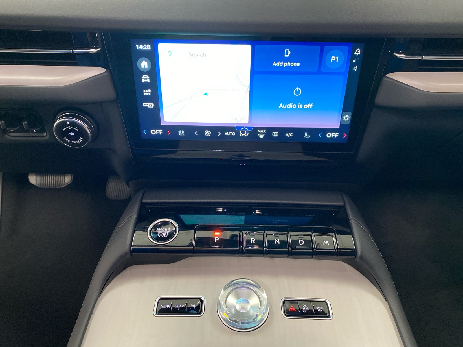 New 2025 Lincoln Navigator Reserve w/ Jet Appearance Package AWD/4WD image 26