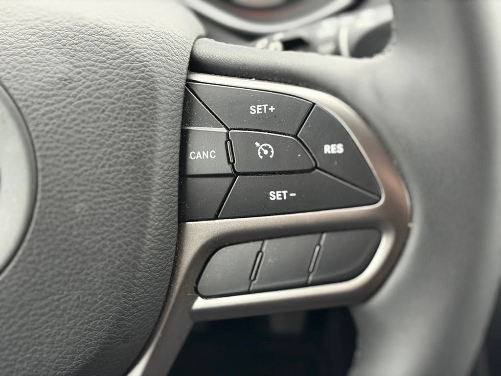 Used 2022 Jeep Cherokee Latitude Lux AWD/4WD image 26