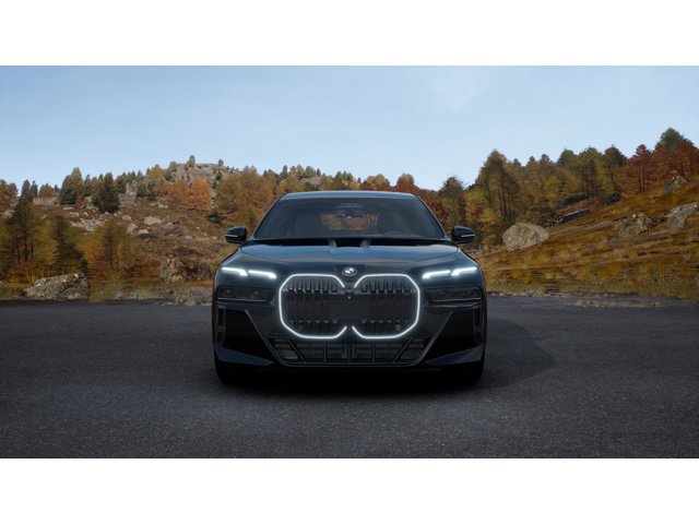 New 2026 BMW 740i xDrive image 3