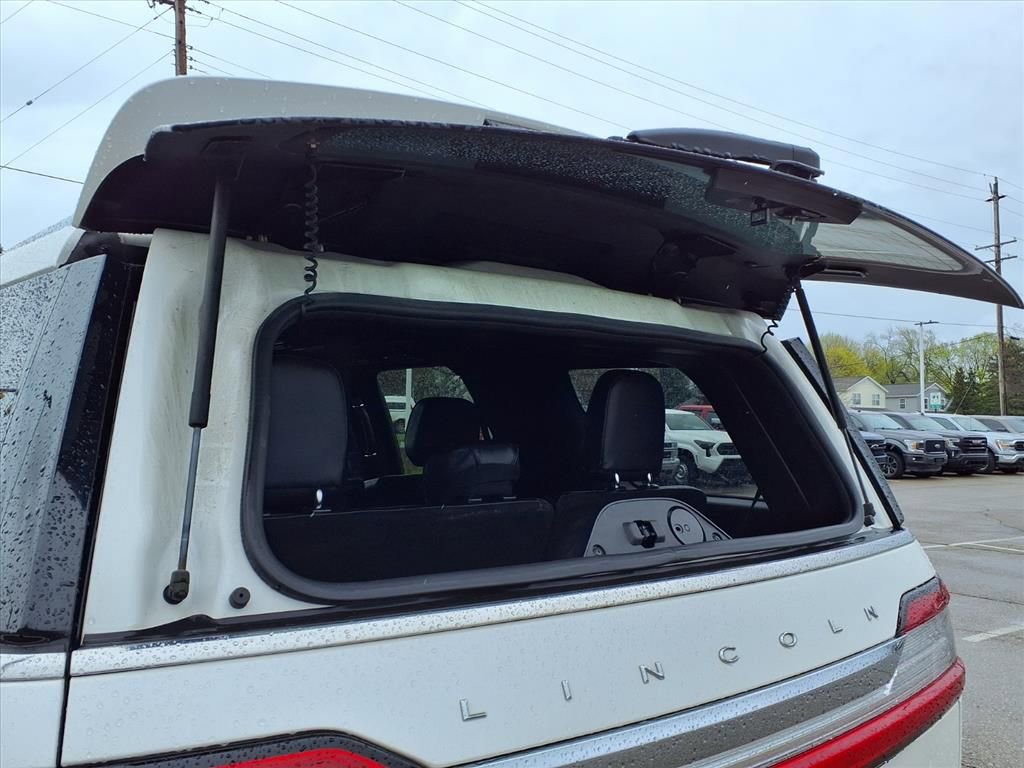 Used 2019 Lincoln Navigator Reserve AWD/4WD image 11