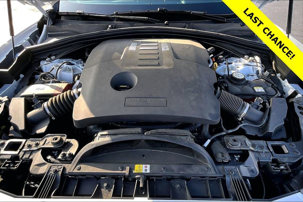 Used 2025 Jaguar F-PACE R-Dynamic S image 10