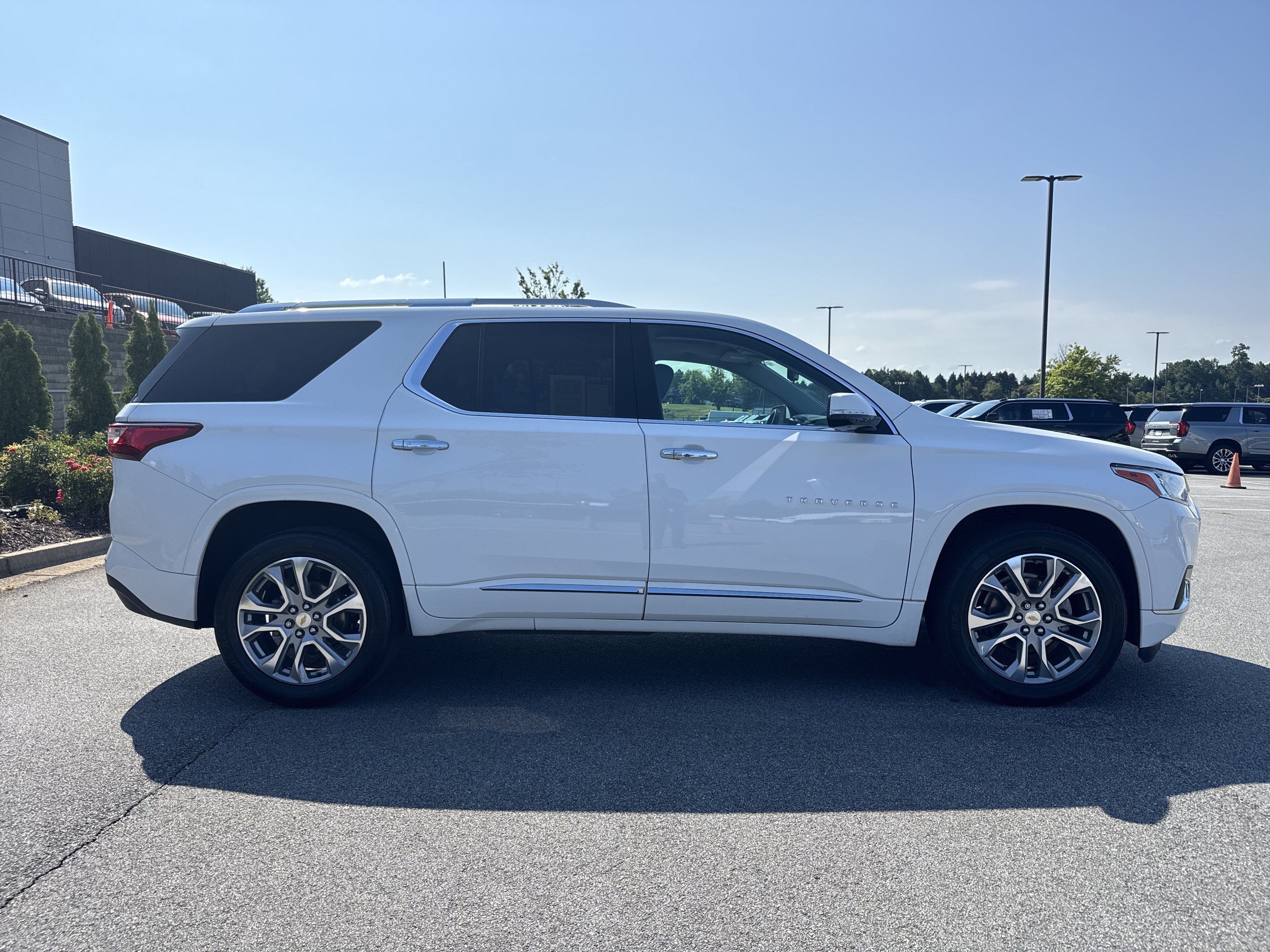 Used 2018 Chevrolet Traverse Premier AWD/4WD image 11