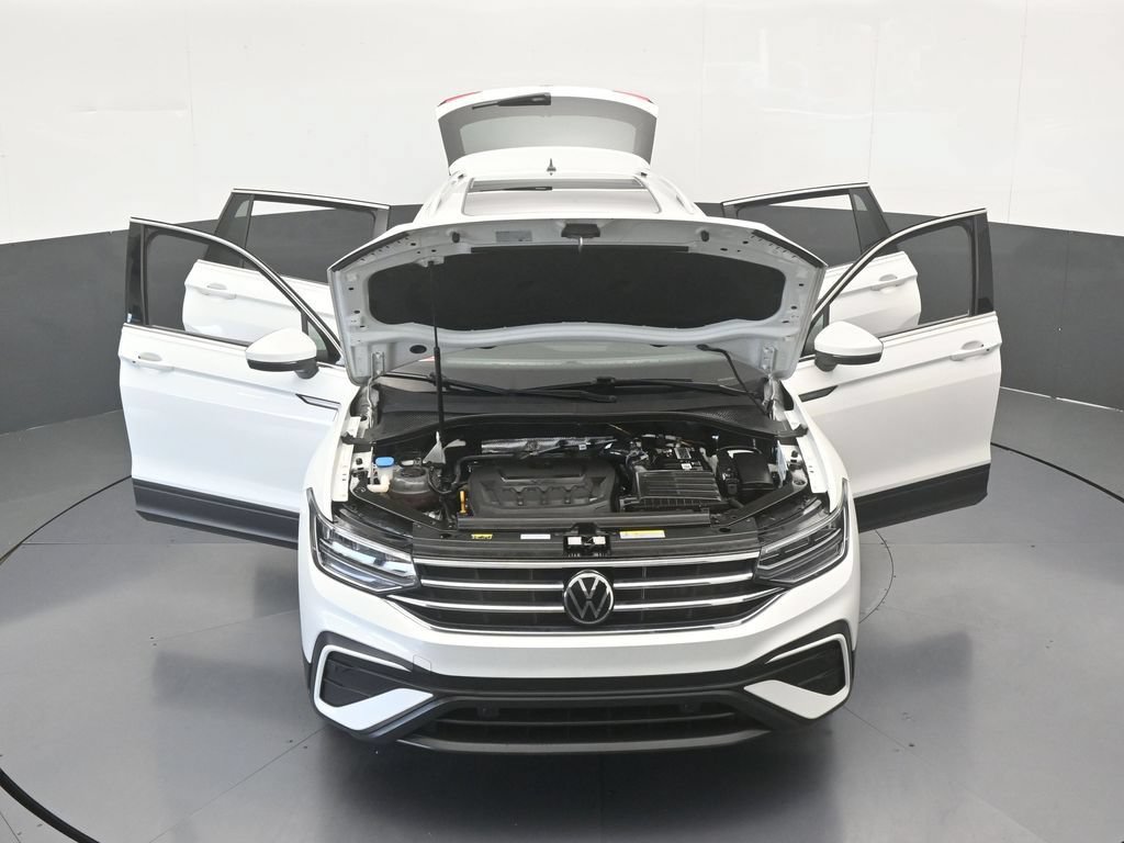 Used 2023 Volkswagen Tiguan SE FWD image 72