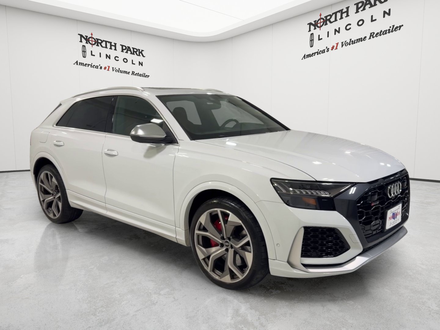 Used 2022 Audi RS Q8 AWD/4WD image 7