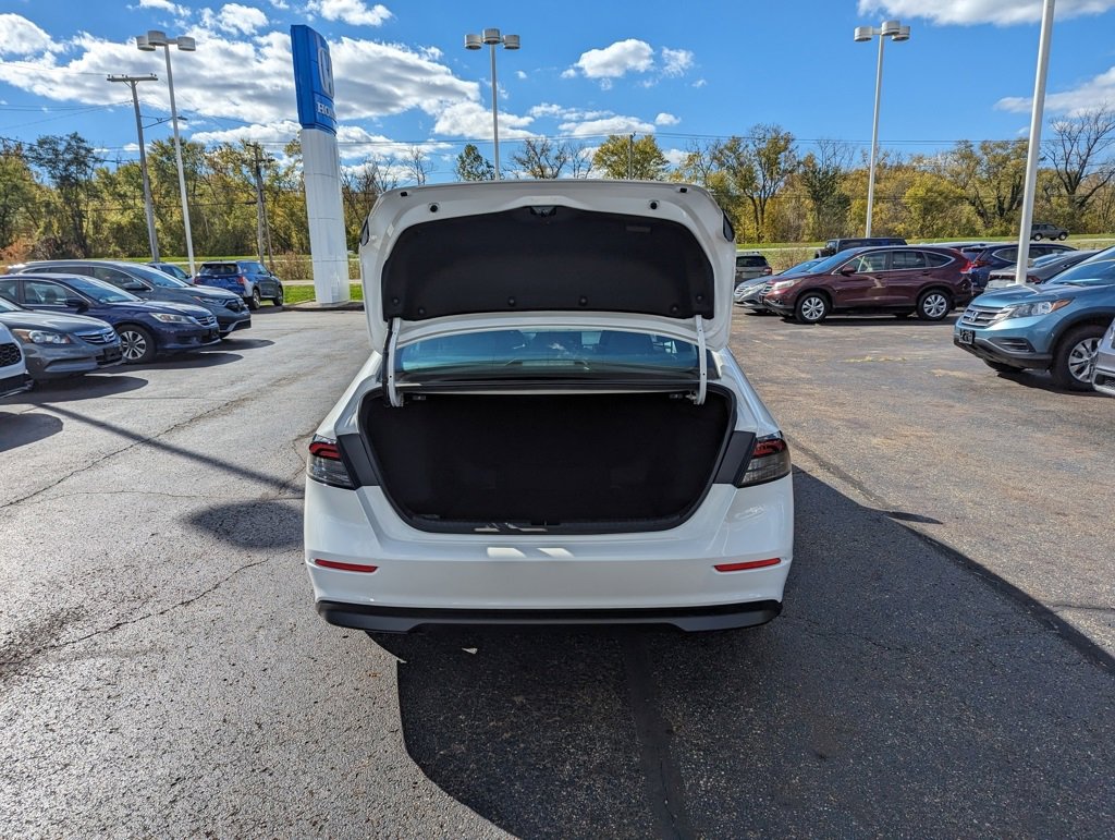 Certified 2025 Honda Accord Sport image 13