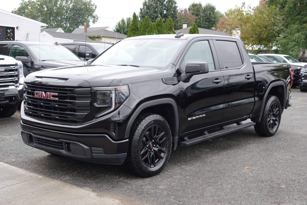 Used 2023 GMC Sierra 1500 Pro w/ Graphite Edition