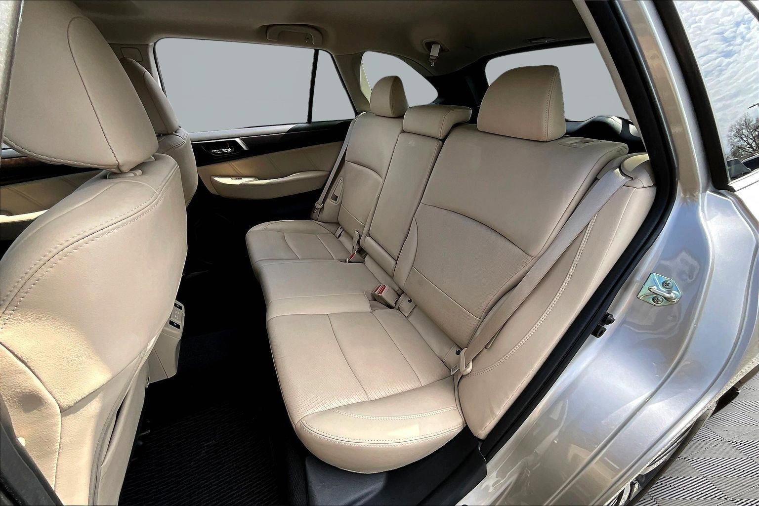 Used 2019 Subaru Outback 2.5i Limited image 21