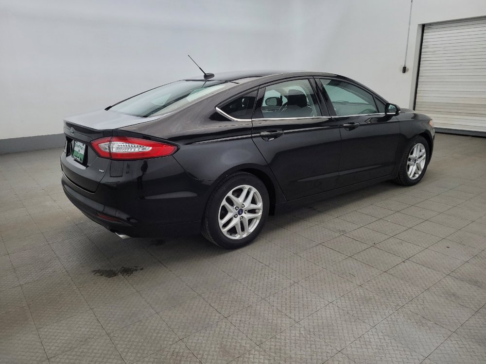 Used 2016 Ford Fusion SE image 10
