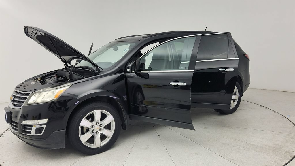 Used 2017 Chevrolet Traverse Premier FWD image 22