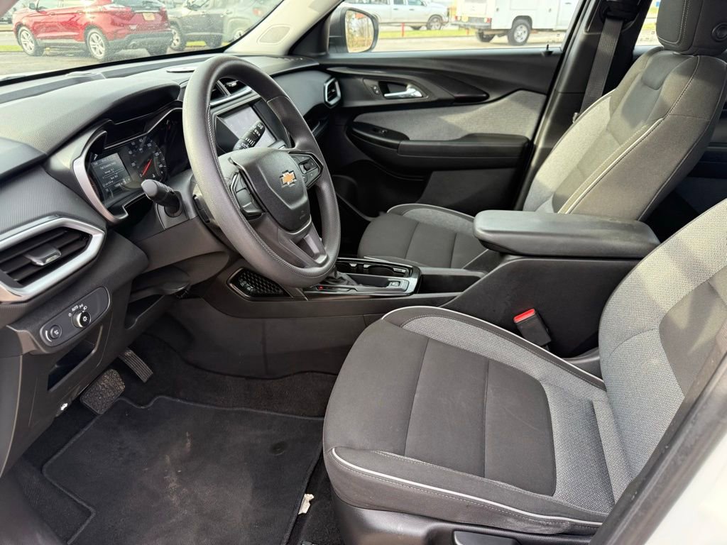 Used 2023 Chevrolet TrailBlazer LS image 10