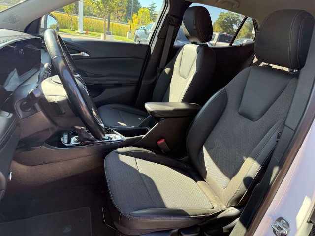 Used 2024 Buick Encore GX Preferred FWD image 16