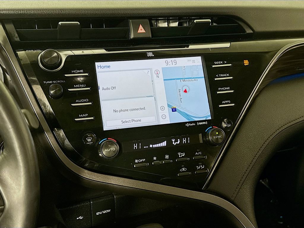 Certified 2020 Toyota Camry XLE image 16