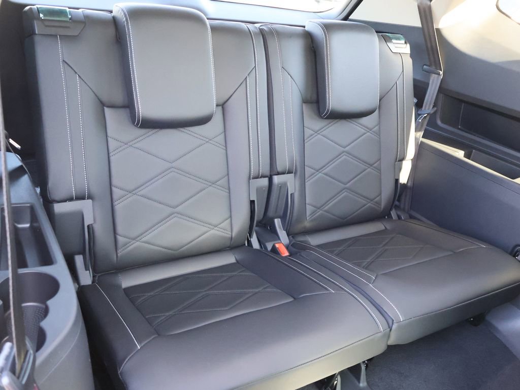 New 2026 Volkswagen Atlas SE image 15