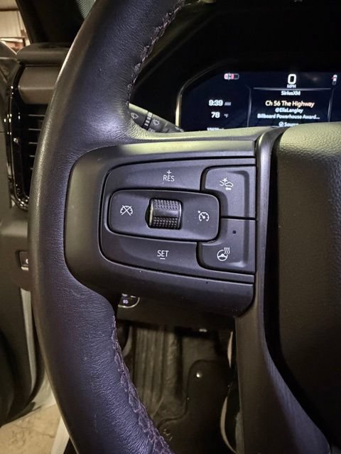 Used 2025 GMC Sierra 2500 AT4X AWD/4WD image 17