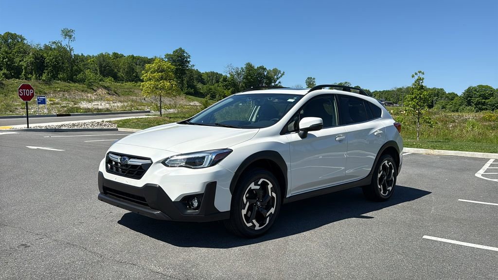 Used 2021 Subaru Crosstrek 2.5i Limited w/ Moonroof Package 2 AWD/4WD image 3
