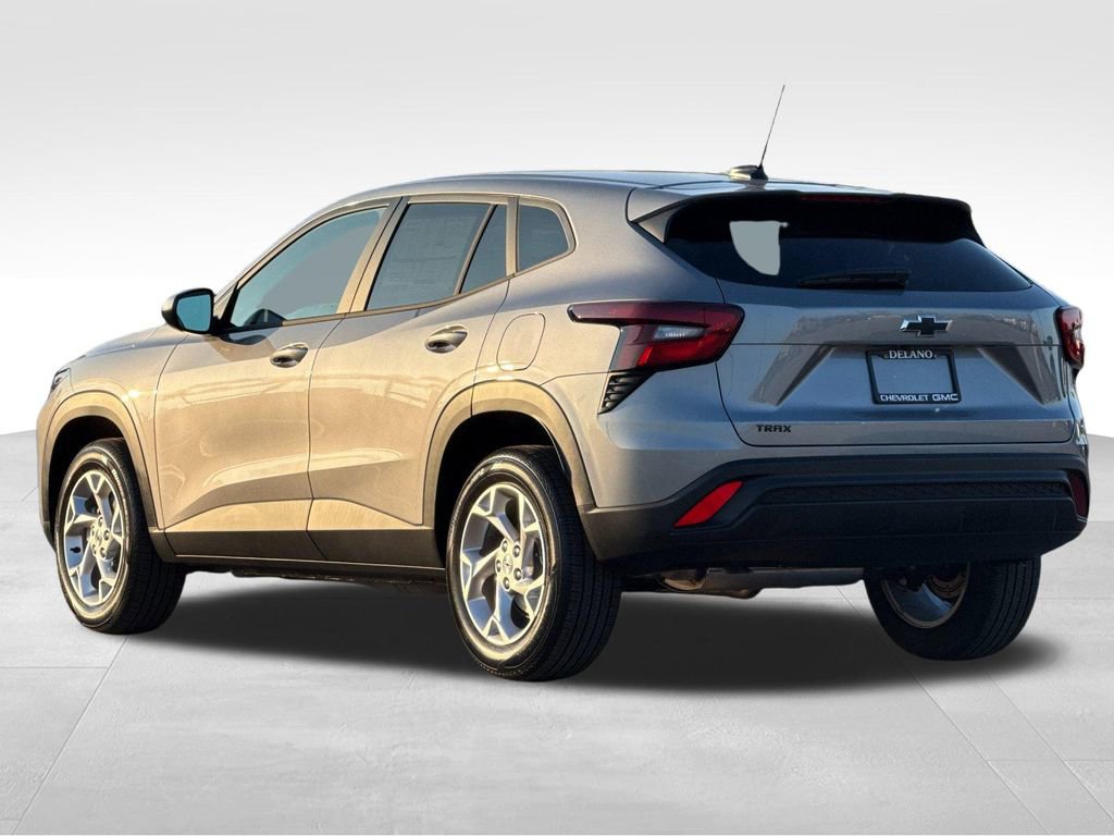 New 2026 Chevrolet Trax LS w/ LS Convenience Package image 3