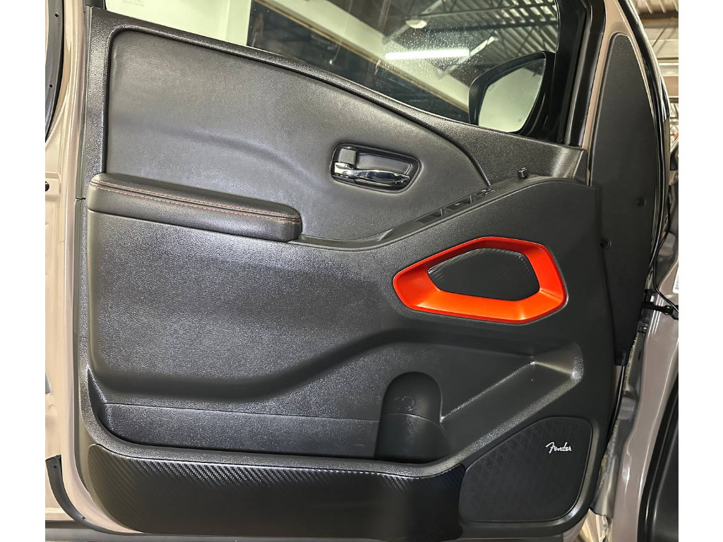 Used 2023 Nissan Frontier PRO-4X w/ Pro-4X Premium Package AWD/4WD image 18