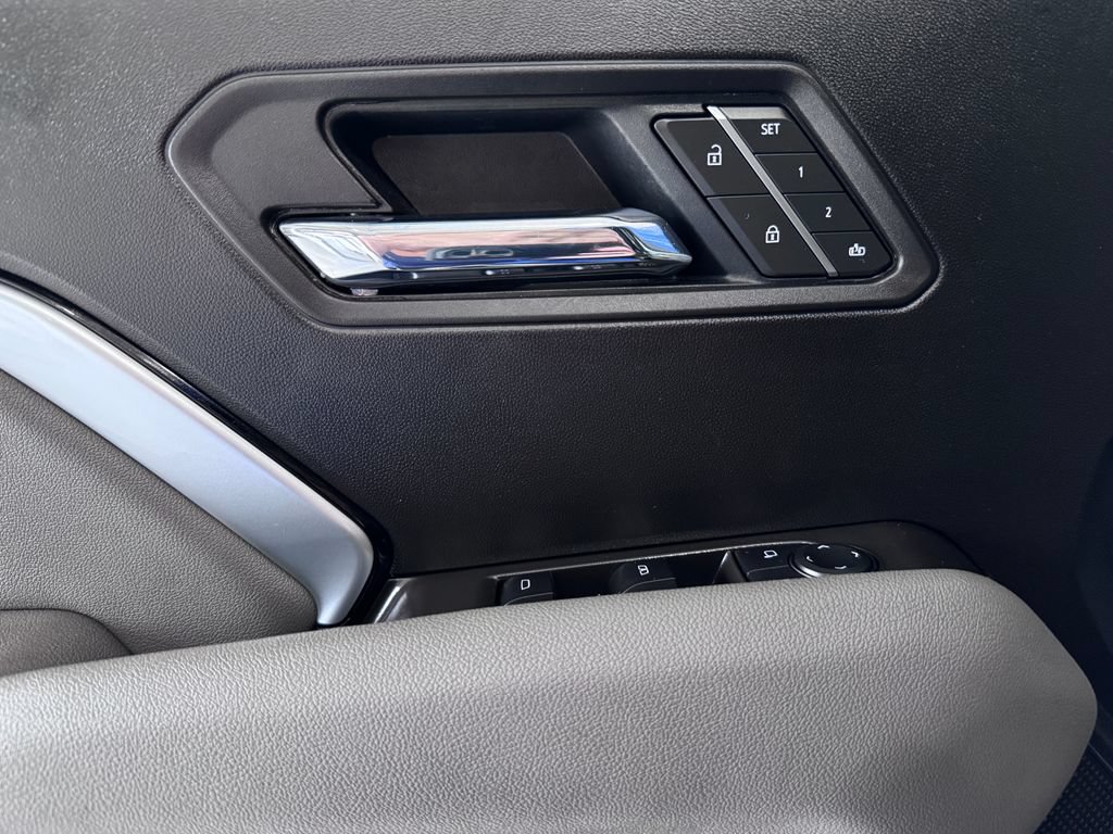 Certified 2025 Chevrolet Colorado ZR2 AWD/4WD image 27