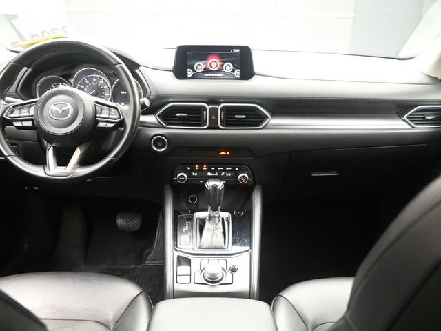 Used 2020 MAZDA CX-5 Touring FWD image 9