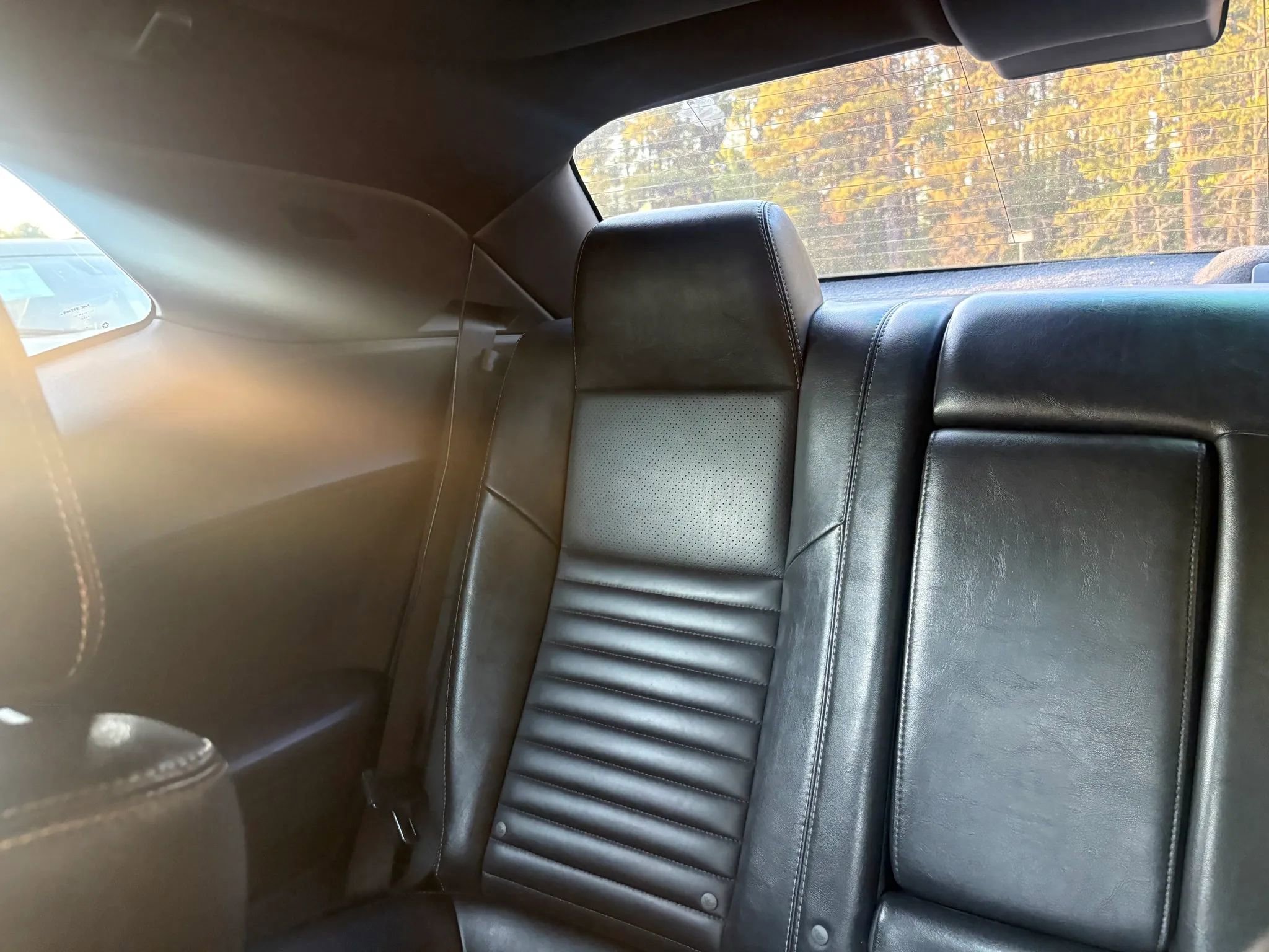 Used 2010 Dodge Challenger R/T RWD image 32
