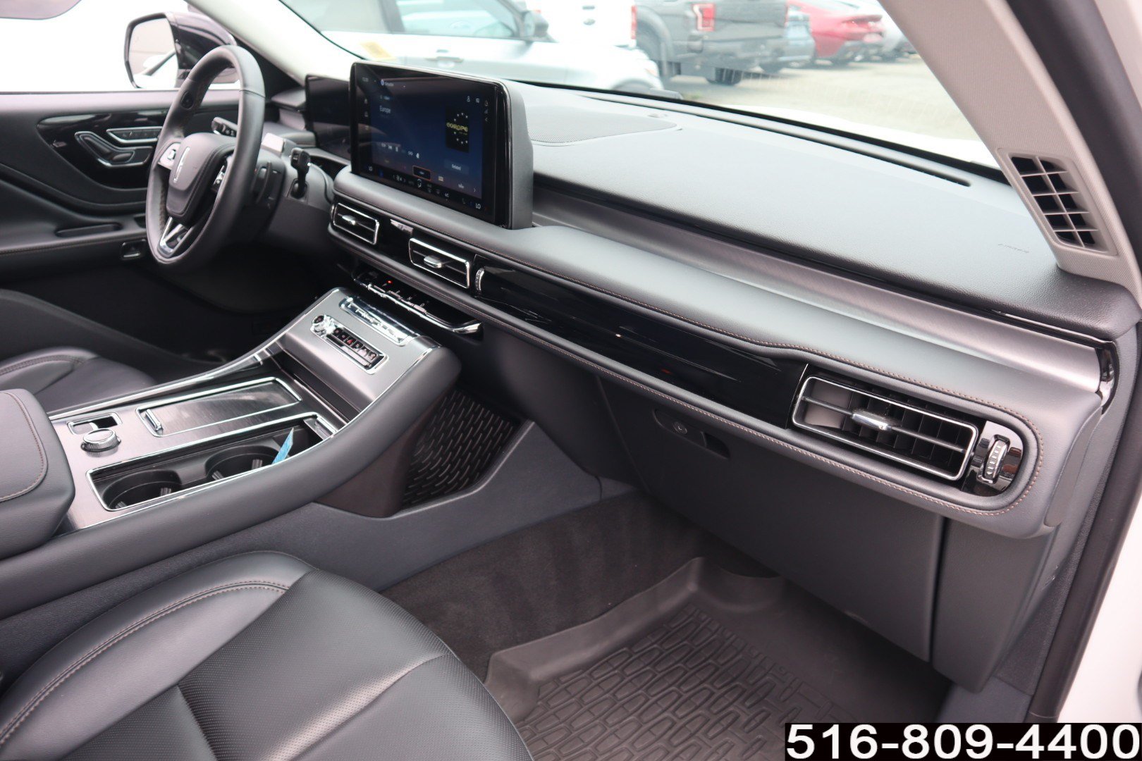 Used 2026 Lincoln Aviator AWD image 19
