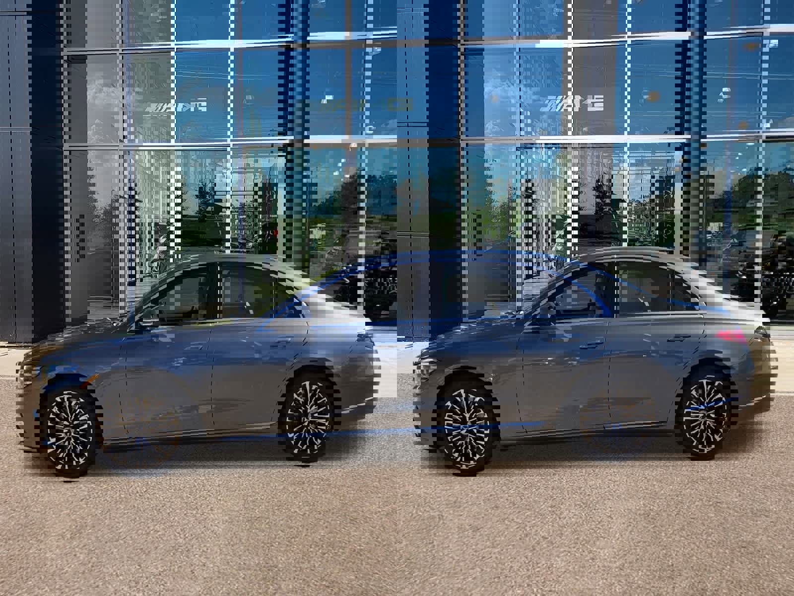 New 2026 Mercedes-Benz S 580 4MATIC Sedan image 3