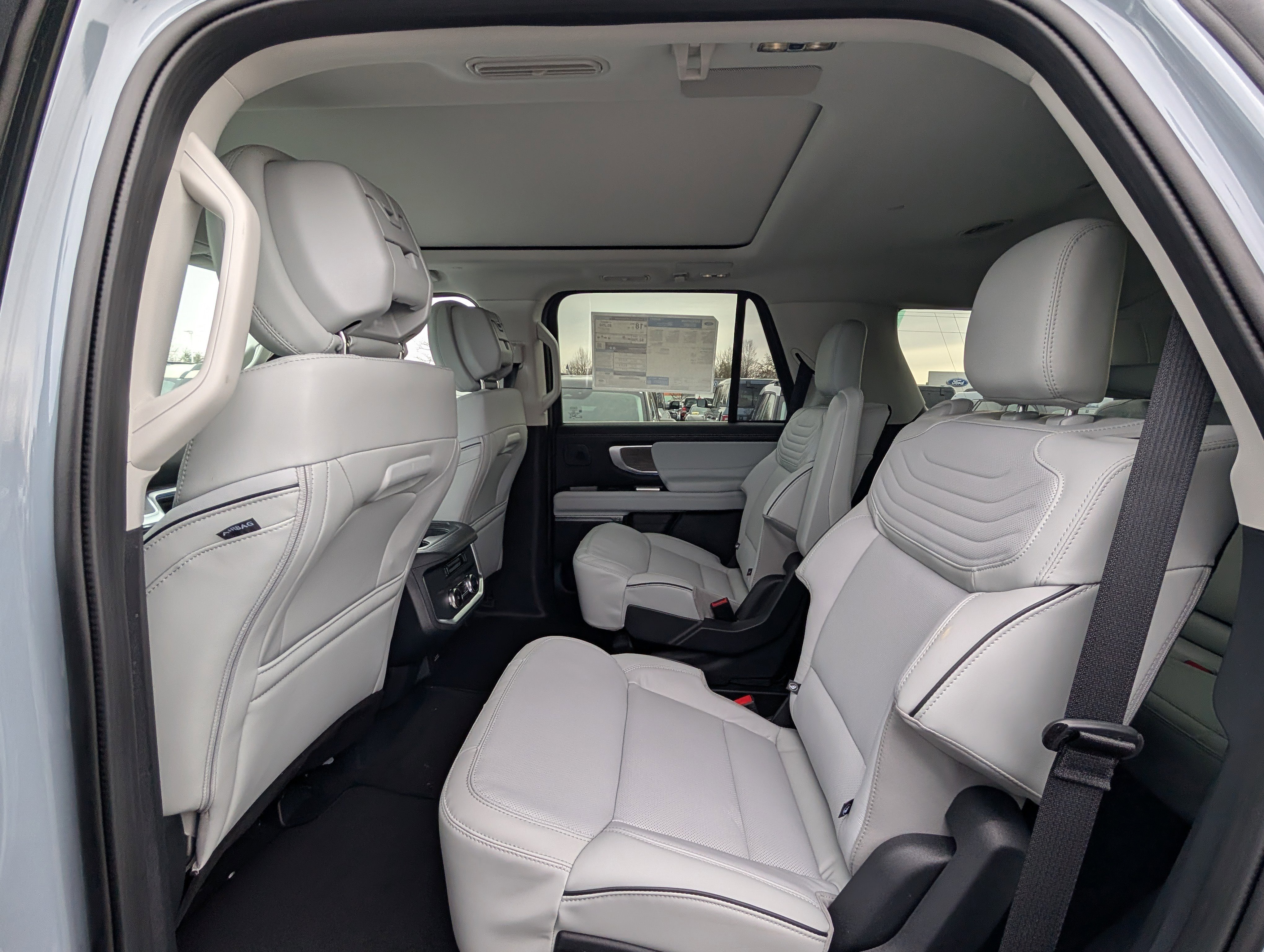 New 2026 Ford Expedition Platinum w/ Platinum Ultimate Package image 11