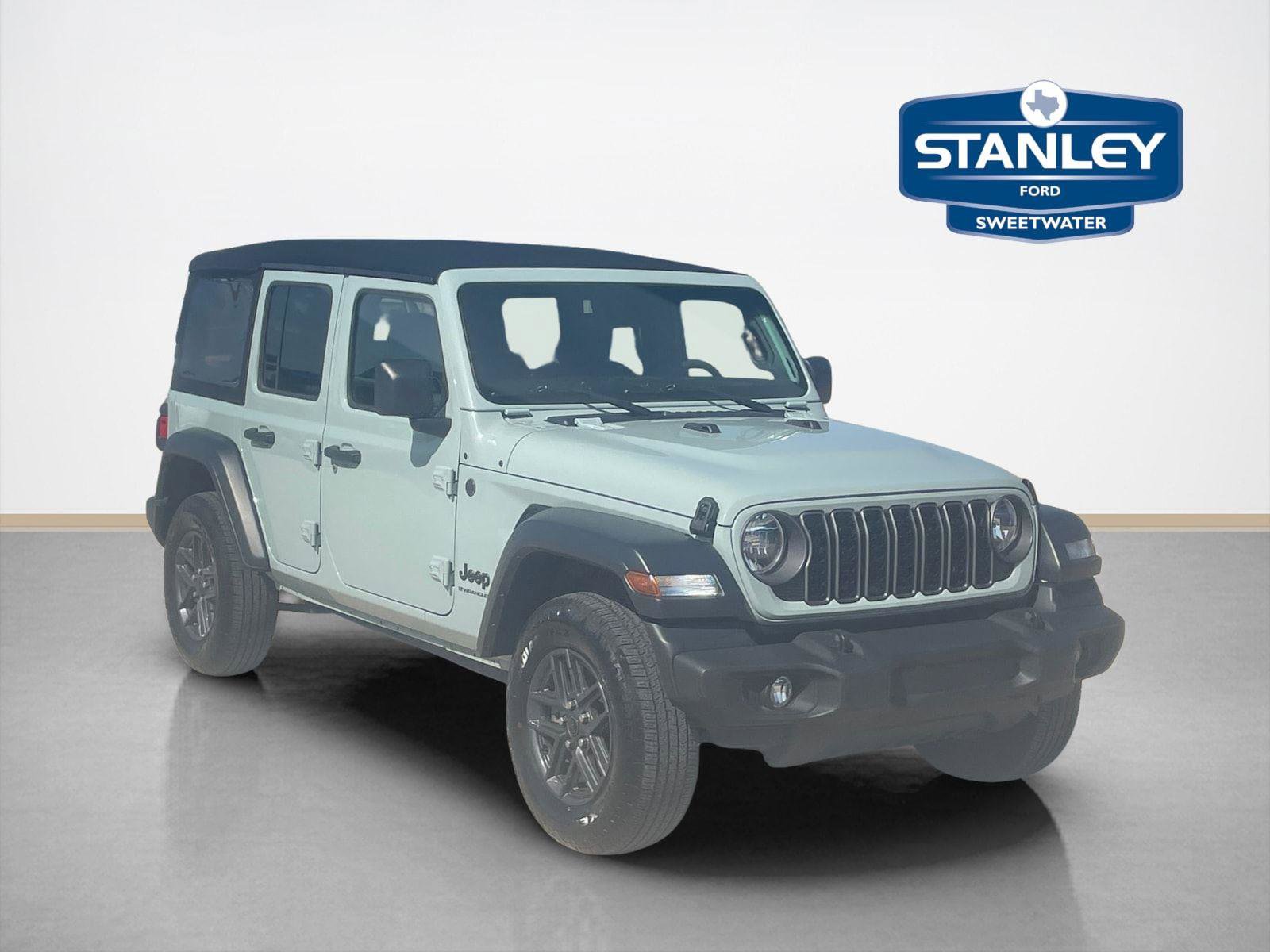Used 2024 Jeep Wrangler Sport S image 1