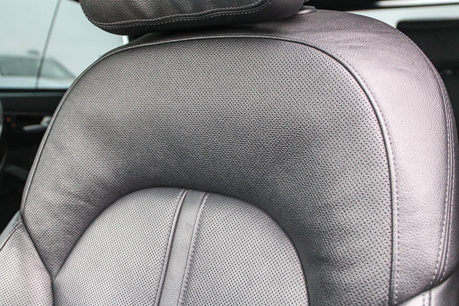 Used 2017 Audi A8 L 3.0T w/ Executive Package image 27