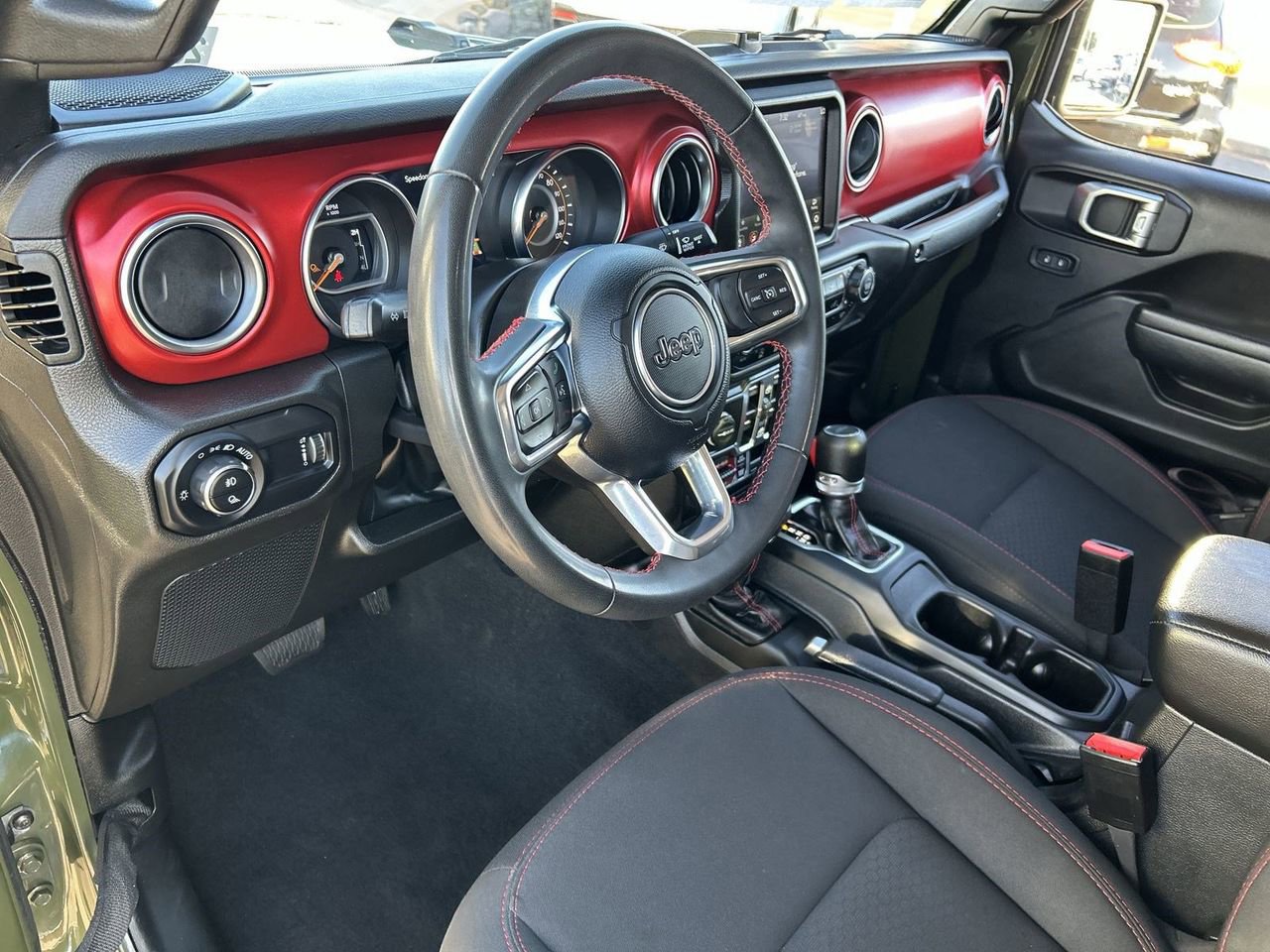 Used 2023 Jeep Gladiator Rubicon w/ Trailer Tow Package image 15