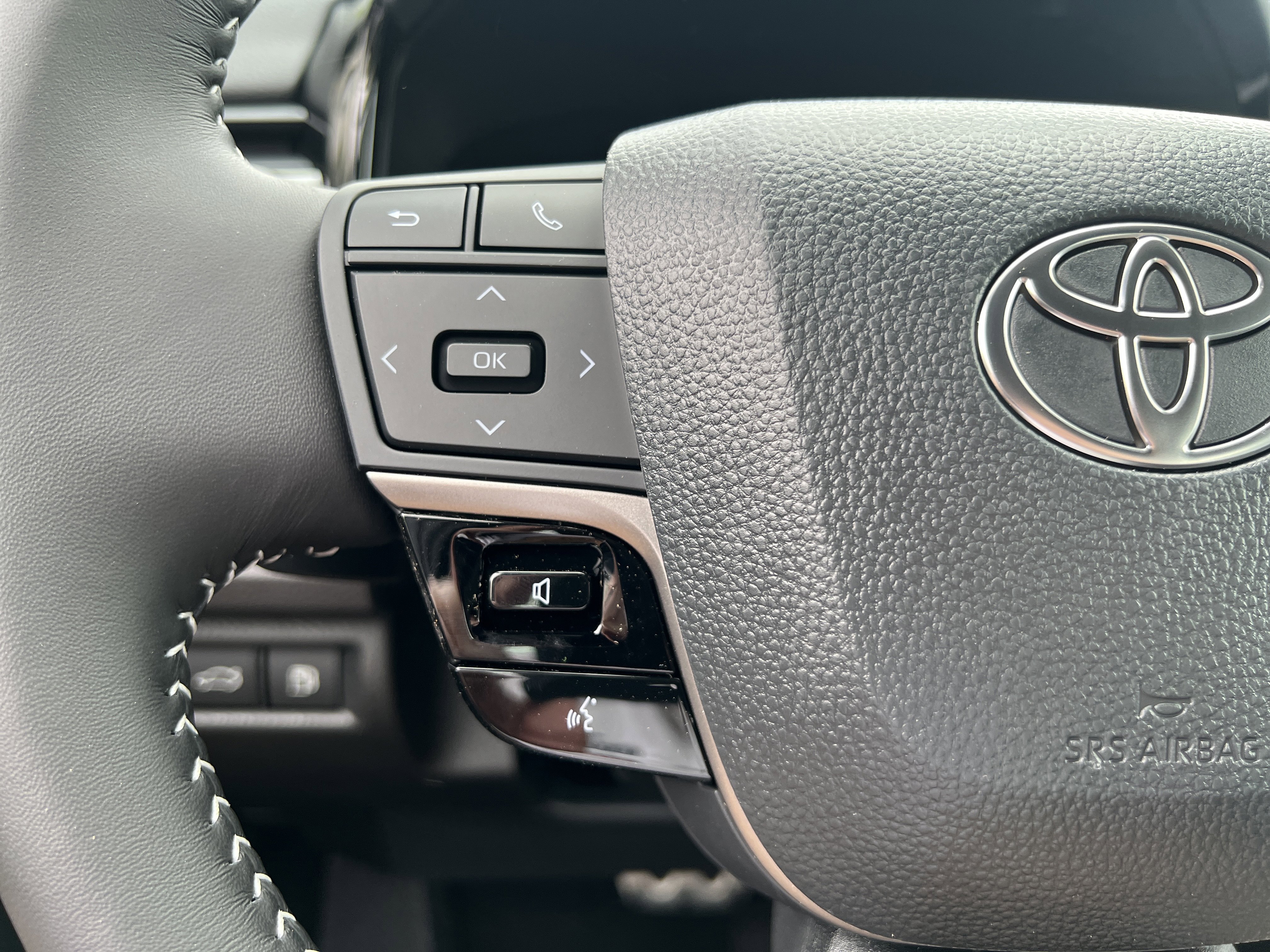 New 2026 Toyota Camry SE image 14