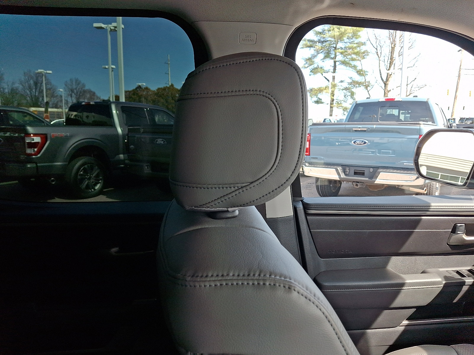 Used 2023 Toyota Tundra SR5 w/ SR5 Premium Package image 13