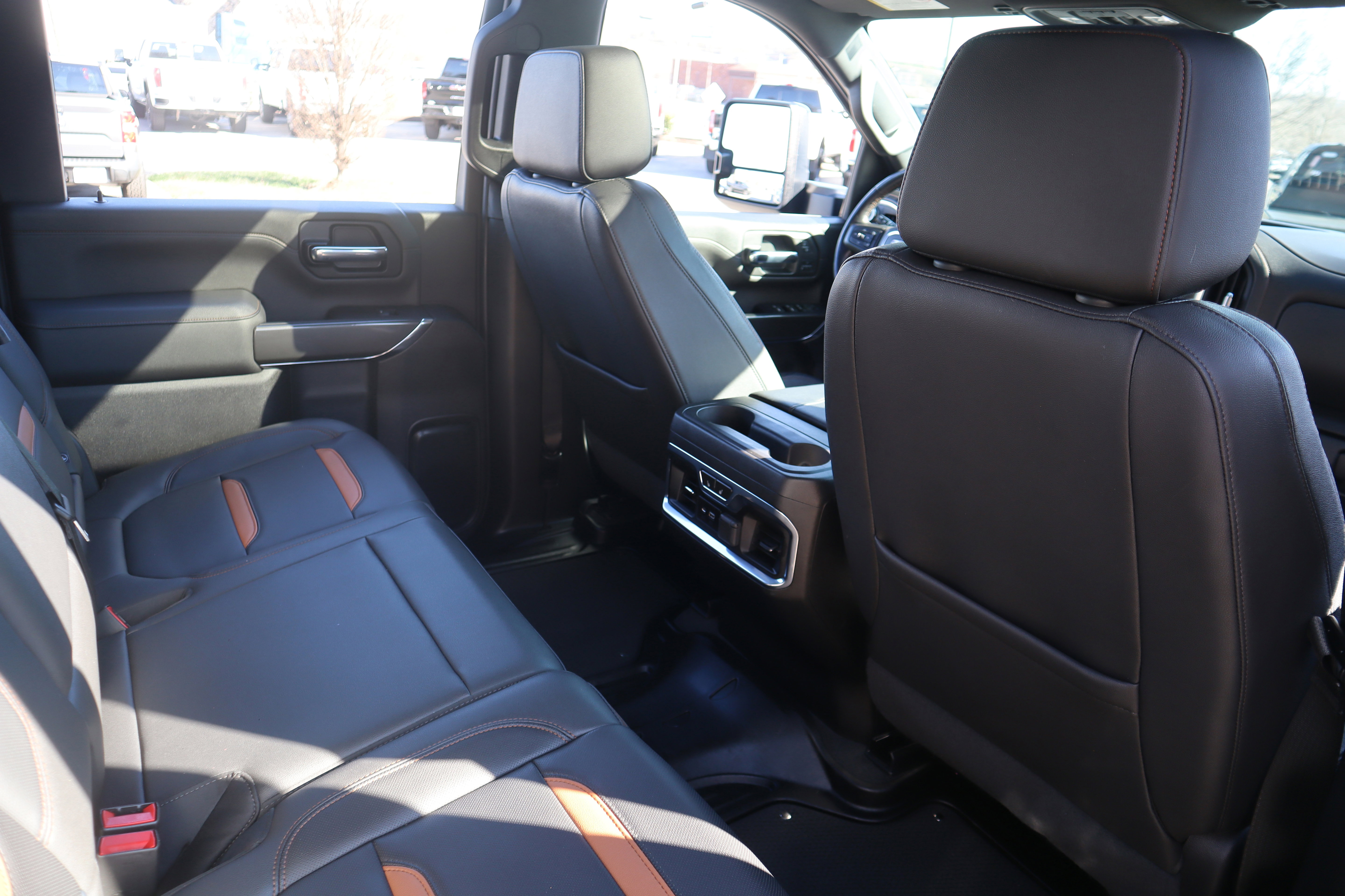 Used 2022 GMC Sierra 2500 AT4 w/ AT4 Premium Plus Package image 35