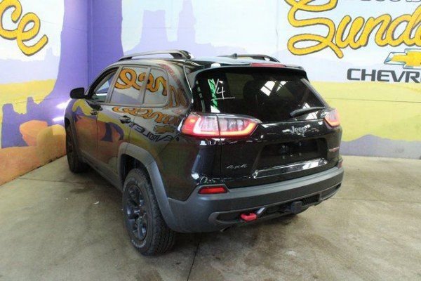 Used 2022 Jeep Cherokee Trailhawk w/ Trailer Tow Group AWD/4WD image 5