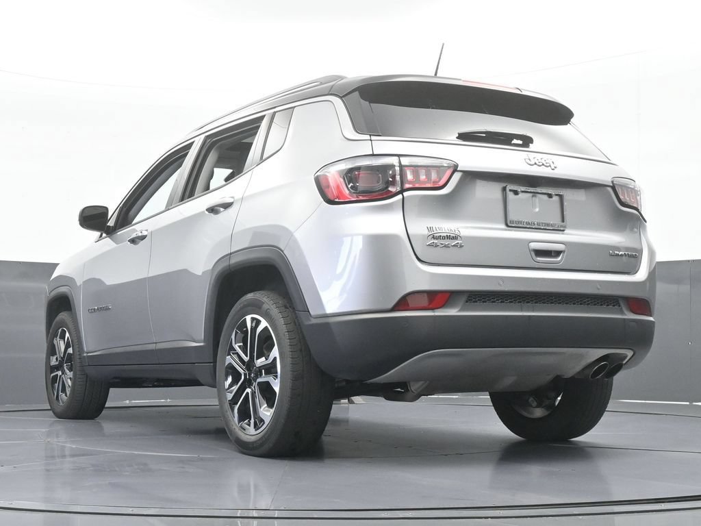 Used 2022 Jeep Compass Limited w/ Sun and Sound Group AWD/4WD image 56